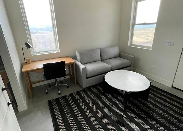 Star Valley Barndominium Unit B * Thayne